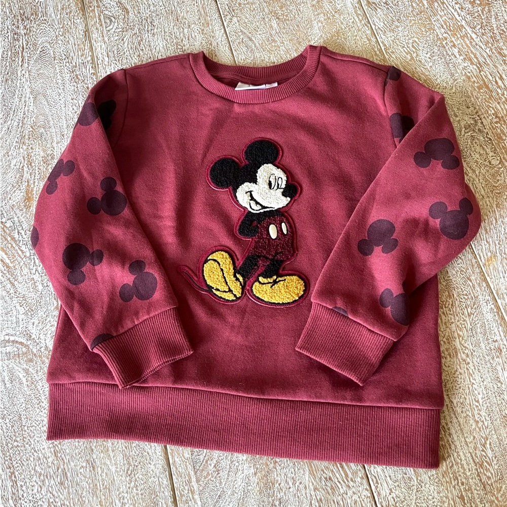 Disney | NWOT Mickey Patch Sweatshirt